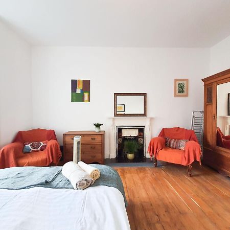 Edinburgh Charming Old Town Apartment ภายนอก รูปภาพ