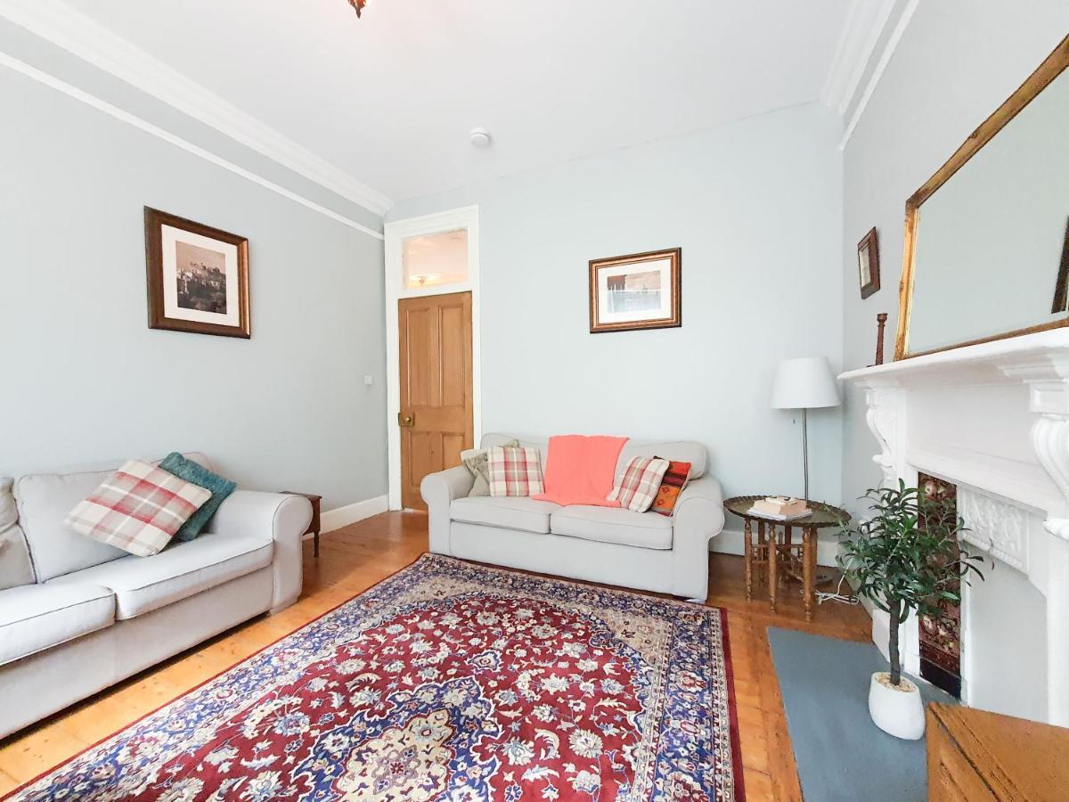 Edinburgh Charming Old Town Apartment ภายนอก รูปภาพ