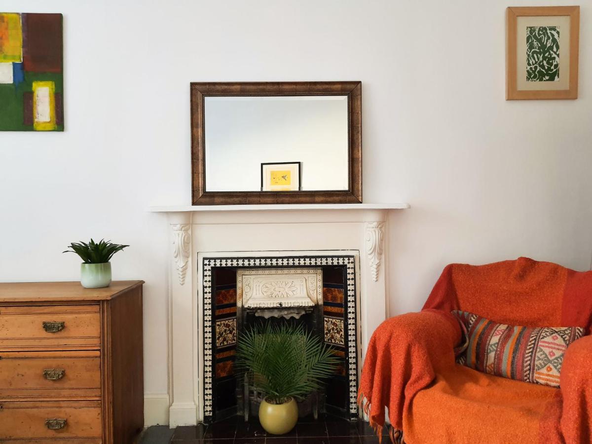 Edinburgh Charming Old Town Apartment ภายนอก รูปภาพ
