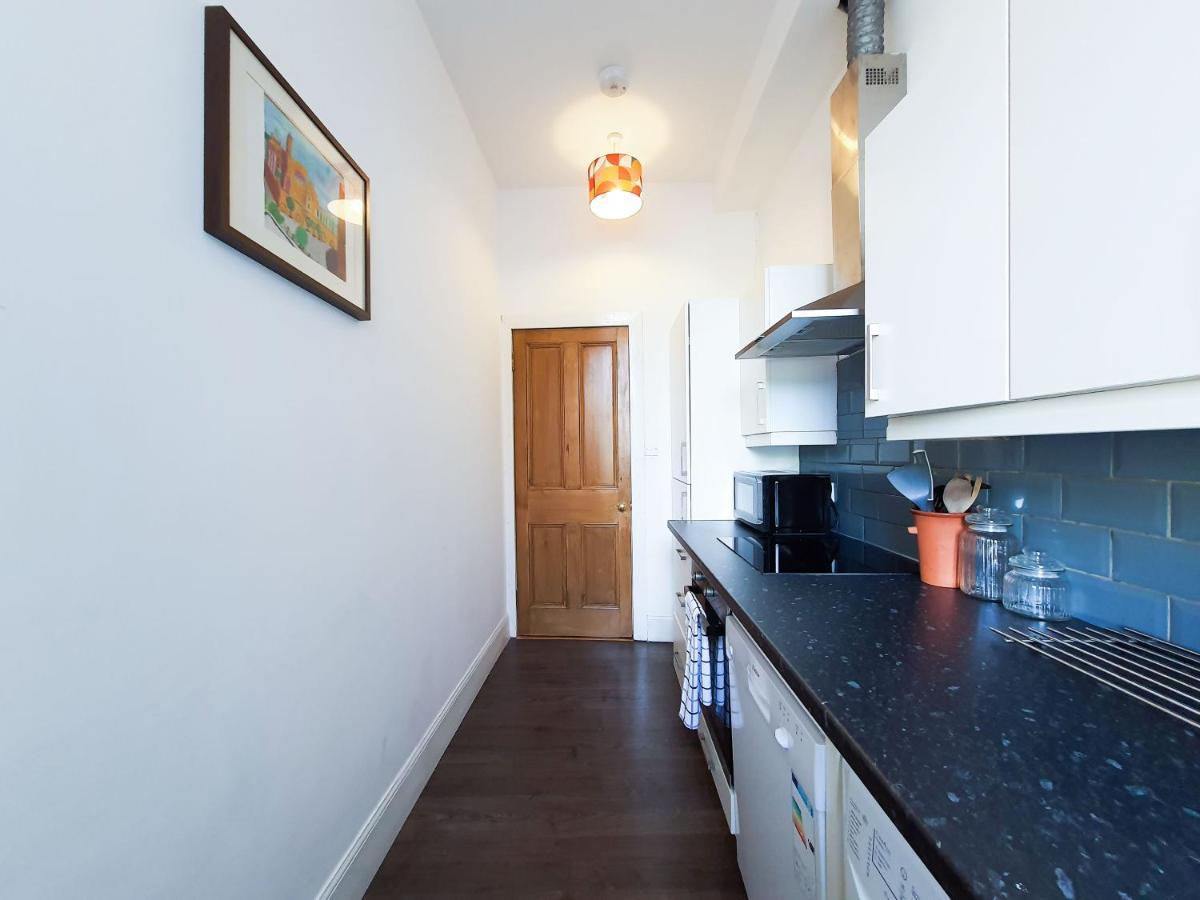 Edinburgh Charming Old Town Apartment ภายนอก รูปภาพ